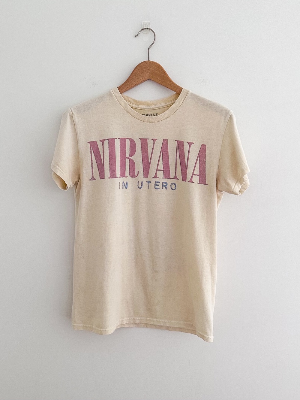 Nirvana In Utero Band Tee Angel Graphic Cream Size Small Grunge Concert T-Shirt